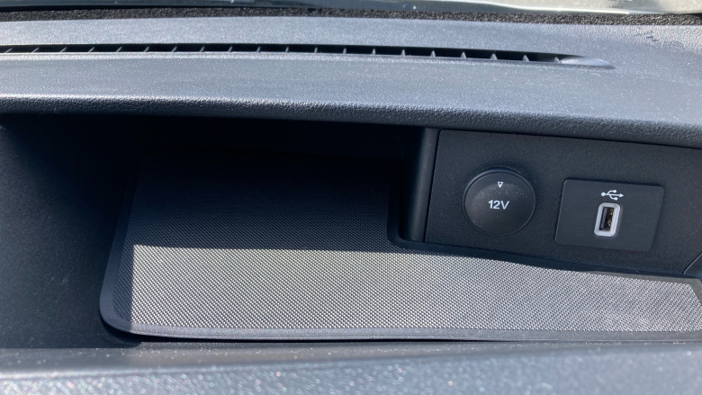 Ford Transit Custom 320 L1 Diesel Fwd 2.0 EcoBlue 170ps Low Roof D/Cab Limited Van Auto